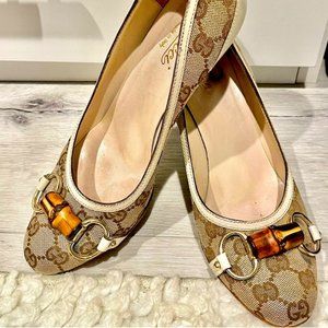 Authentic Gucci Beige Canvas & Leather GG